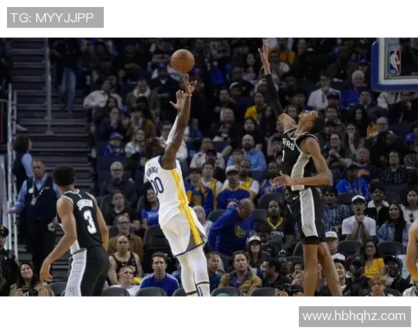 勇士遭遇马刺强劲挑战以85比107落败展现球队短板