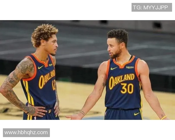 埃因霍温与登博思比赛结果揭晓球迷热议精彩瞬间与战术分析